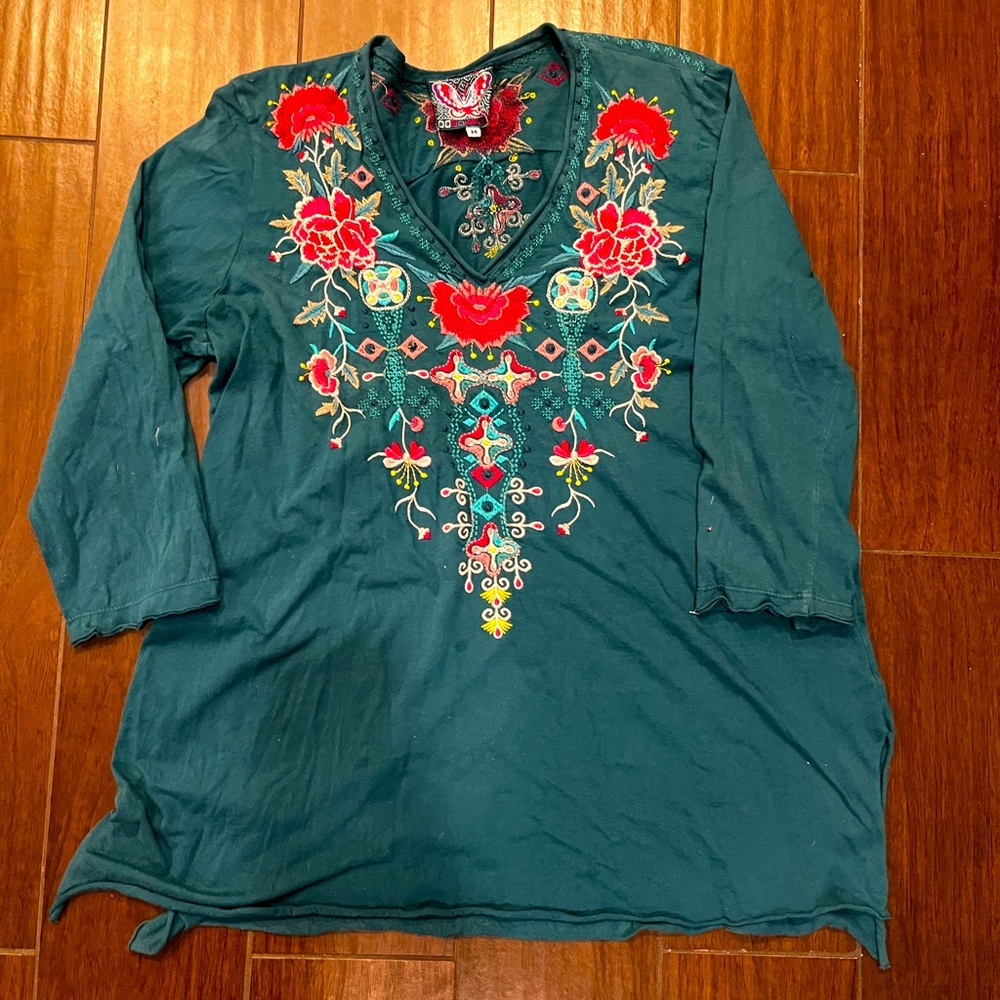 Johnny Was 3/4 sleeve PETA DRAPE TOP SIZE M